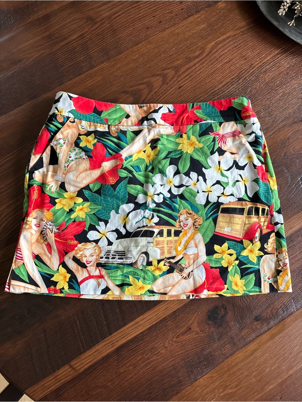 LOUDMOUTH Women’s Golf Skort, Aloha Tropical Pin Up Girls, Woody Hibiscus, US 10